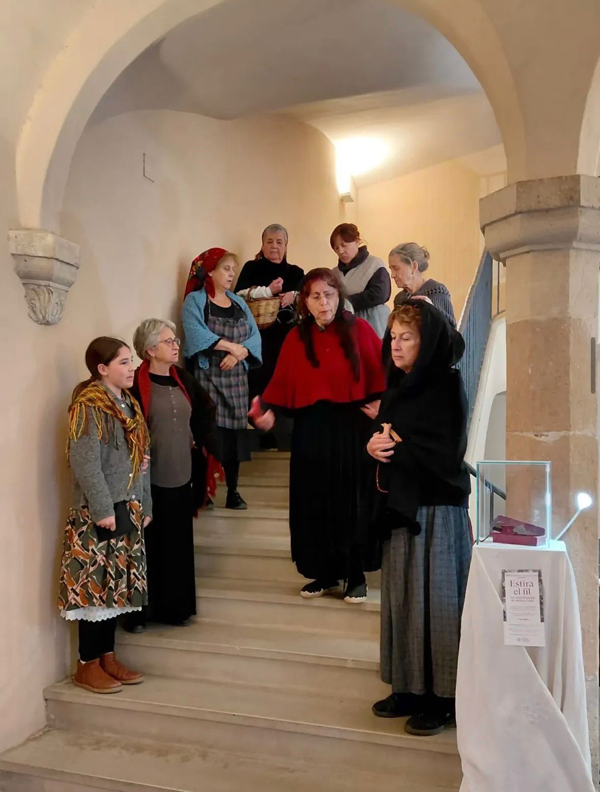 Visita comentada a l’exposició Estira el fil dins dels actes del 25è aniversari